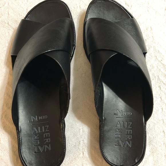 Naturalizer Gen Stroll - Picture 3 of 3